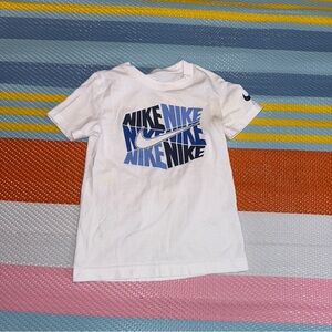 Nike Kids White Tee Blue Graphic Kids Boys Size Small 4-5 yrs